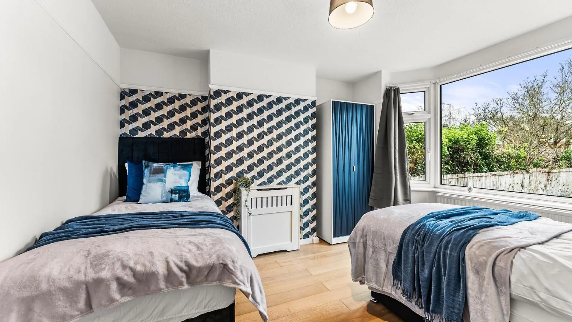 Ferienhaus Villa Gorgeous Abode In Cambridge - Pet Friendly!
